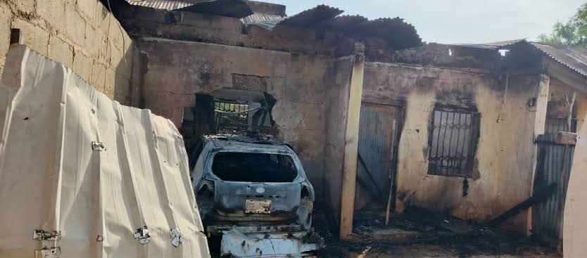 Woman, 2 children escape death as vehicle rams into building in Jigawa